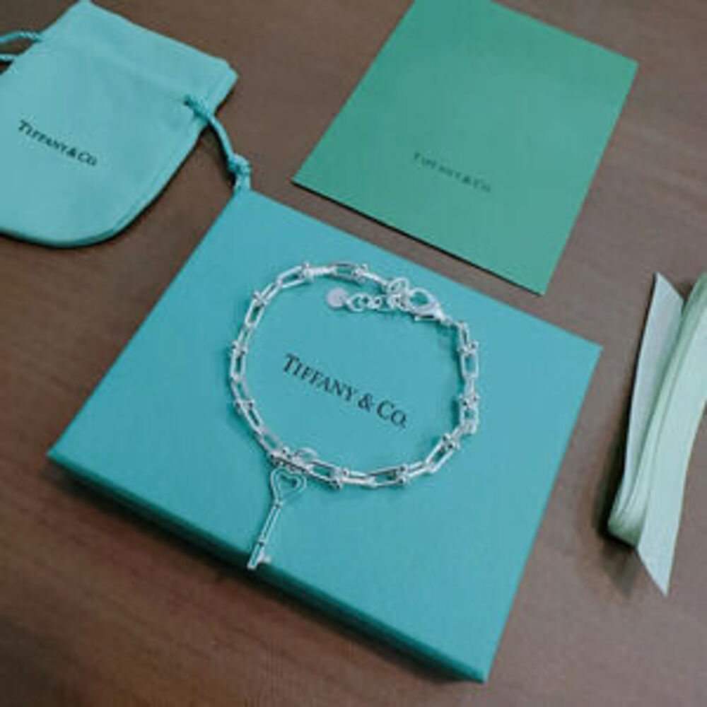 Tiffany & Co. Green Heart Key Silver Bracelet